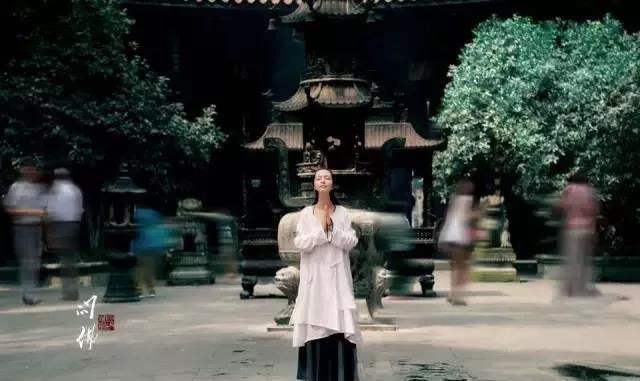 送梁与可赴中山仓门 - 苏过 - 唐代 - 诗词配图