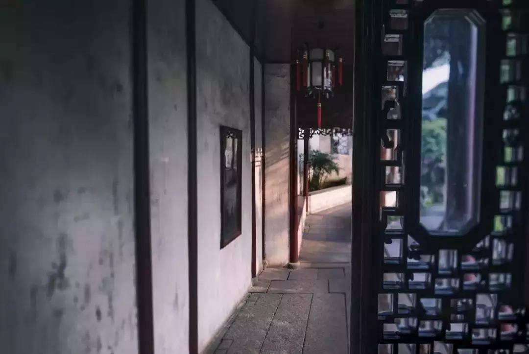 清轩 - 杨杰 - 唐代 - 诗词配图