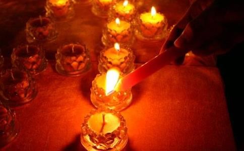 谢虚中上人晚秋见寄 - 齐己 - 唐代 - 诗词配图